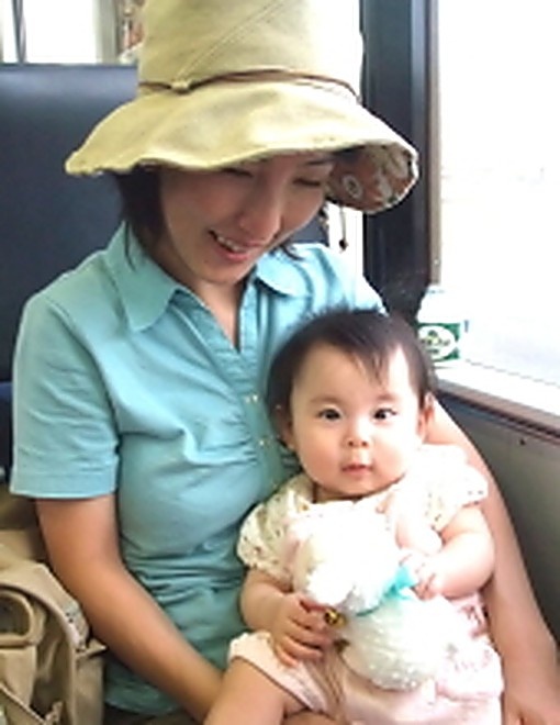 M・Iさま お写真(産後ママと女の子の赤ちゃん)